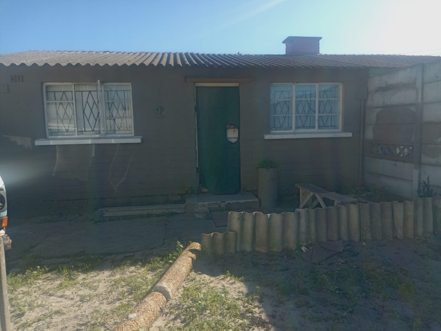 2 Bedroom Property for Sale in Manenberg Western Cape